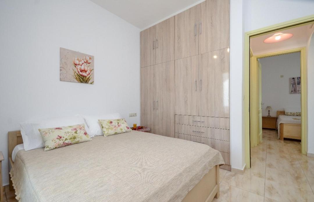 Kapris House Lägenhet Agios Prokopios  Rum bild